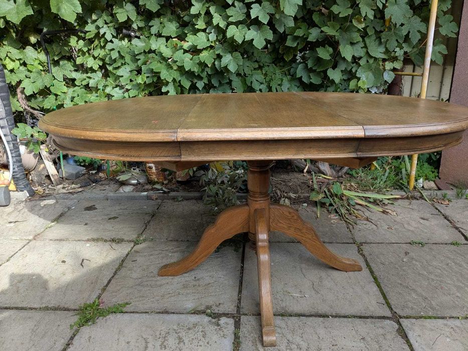 Masa extensibila din lemn masiv