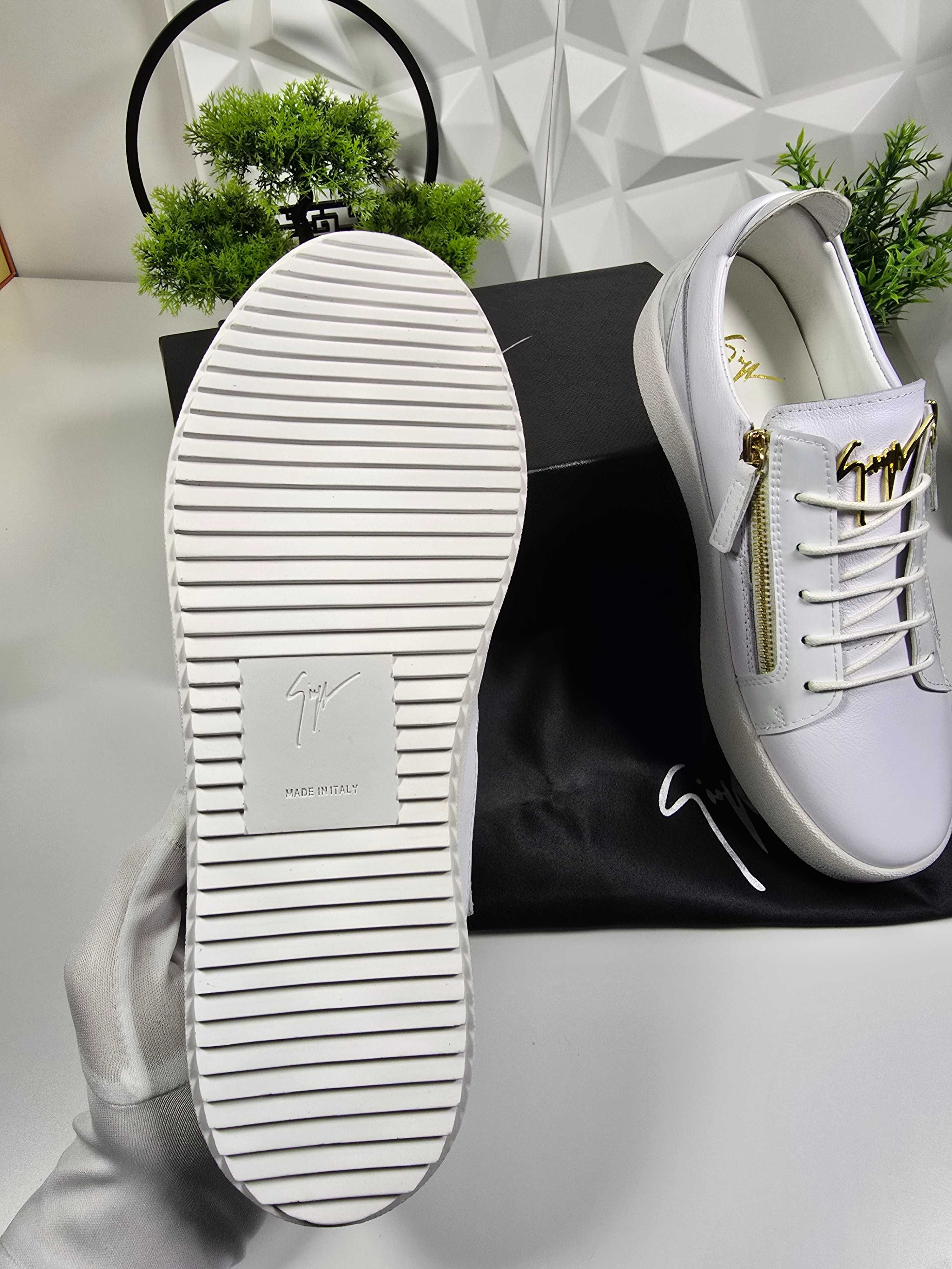 Обувки Giuseppe Zanotti