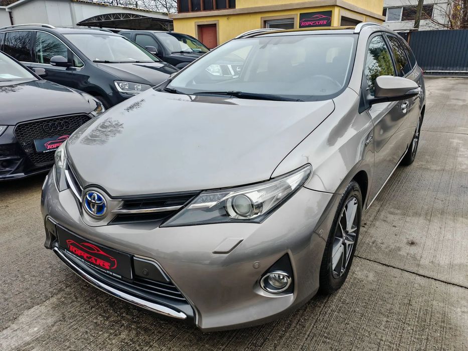 Toyota Auris Toyota Auris 1.8i Hybrid // Vindem in Rate Avans Zero cu Buletinul //