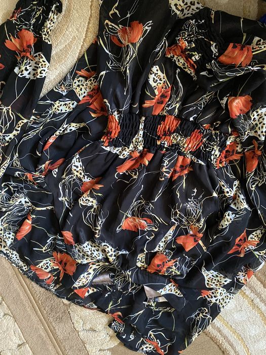 Отдам женскую одежду 42 размера