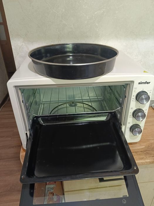 Продается электро печь в отличном состояний