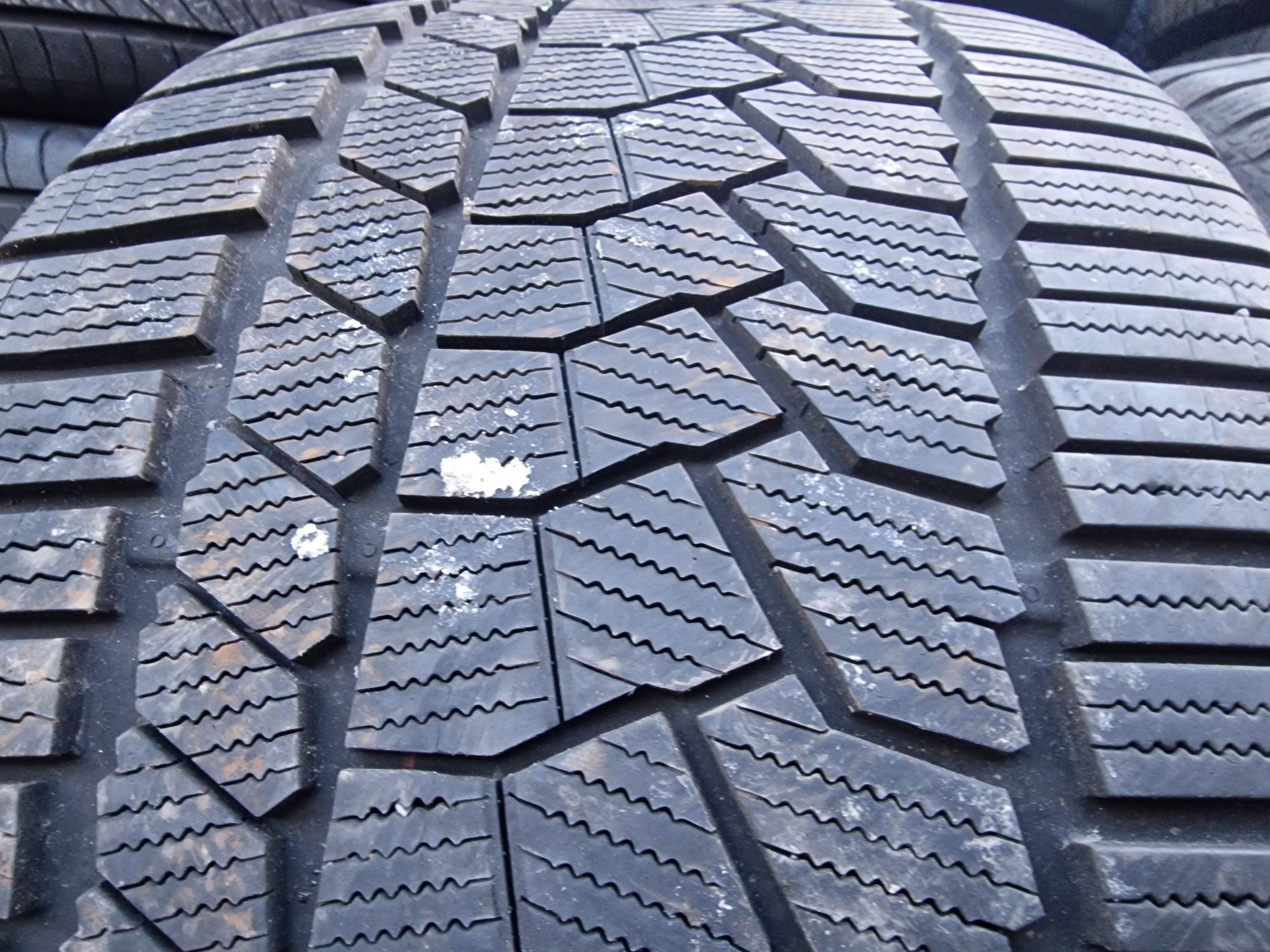 Anvelope 295/35R20 marca Continental, M +S