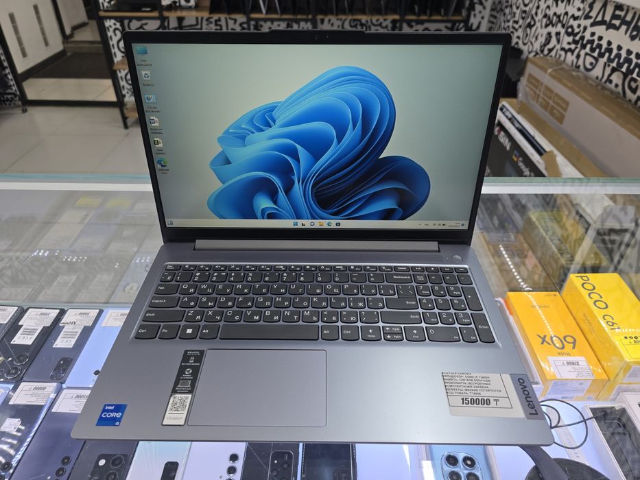Ноутбук Lenovo core i5 12450H озу 8gb ssd512gb рассрочка Реал ломбард