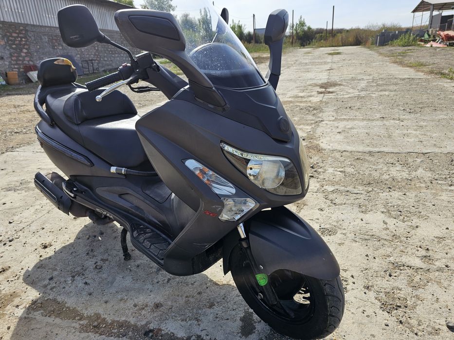 Scuter SYM GTS 300 I EVO