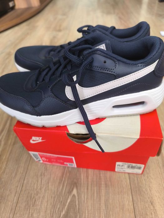 Нов Найк Nike air max 38.5номер маратонки сникърси