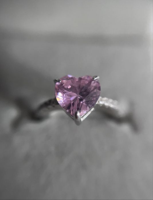Inel elegant din argint 925 cu piatră zirconiu roz inimă