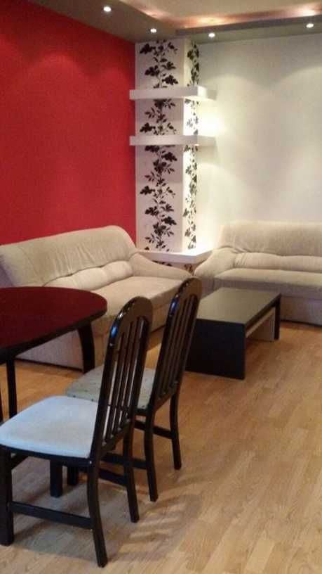 Дава се под наем Тристаен апартамент в Пловдив, Остромила - 88 кв.м за 489.6 € - Снимка #3