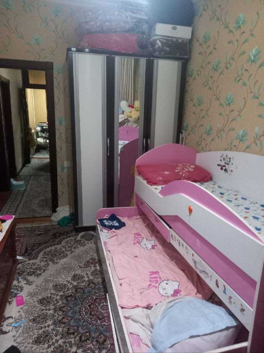 Себзор 3 хона 2-этаж квартира ШОШИЛИНЧ сотилади!