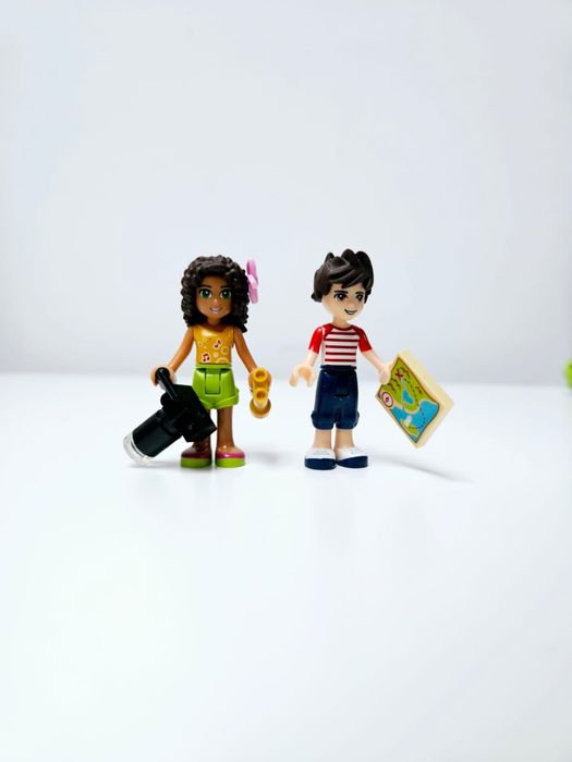 Lego Friends 41097 - Heartlake Hot Air Baloon (2015)