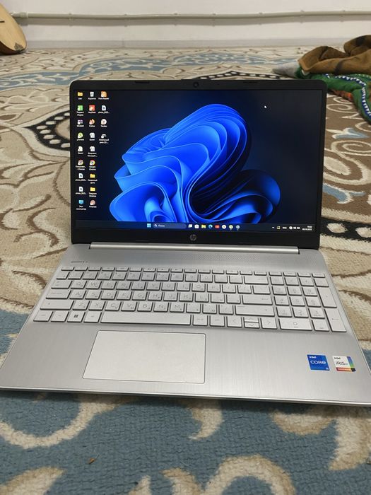 Ноутбук HP 512GB Corei 5i