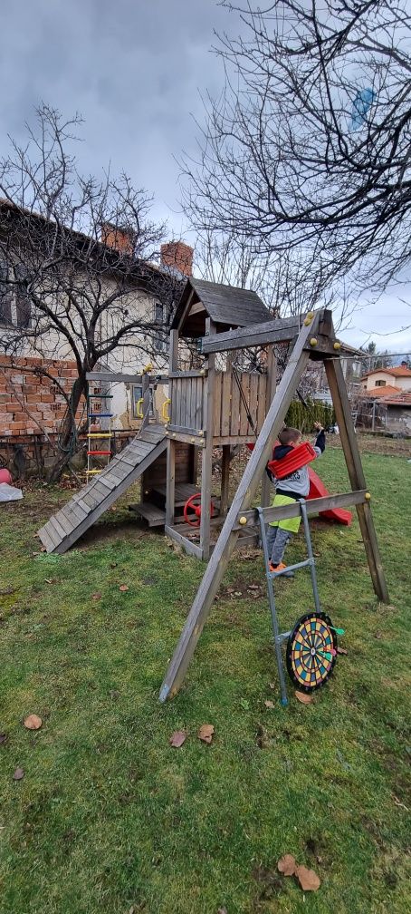 Комбинирана детска катерушка и пързалка