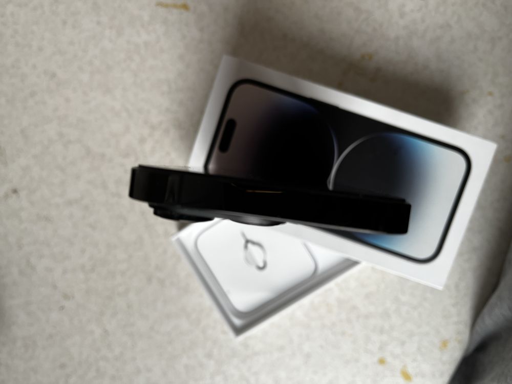 iPhone 14 pro…