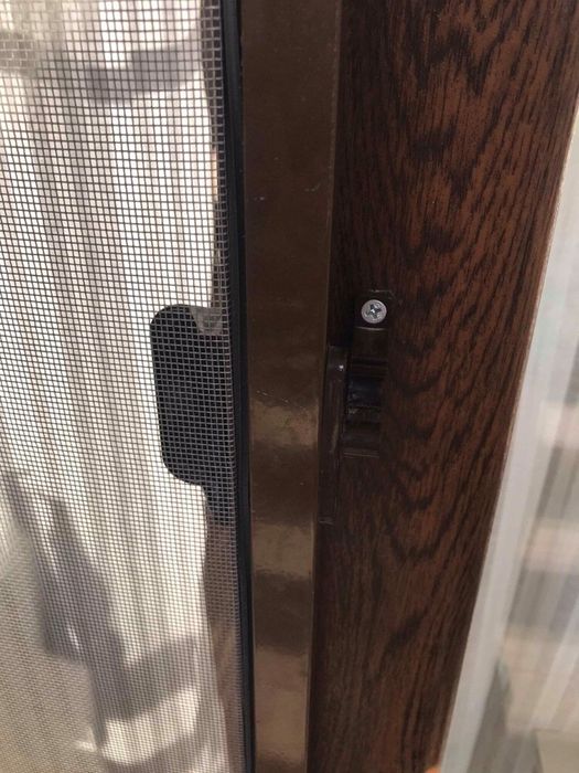 Plase de protectie impotriva insectelor