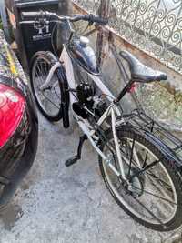 Bicicleta cu motor