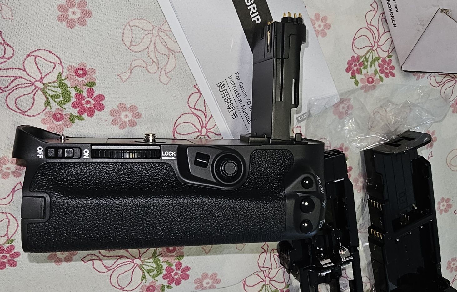 Battery Grip Meike MK-7D II pentru Canon EOS 7D Mark II