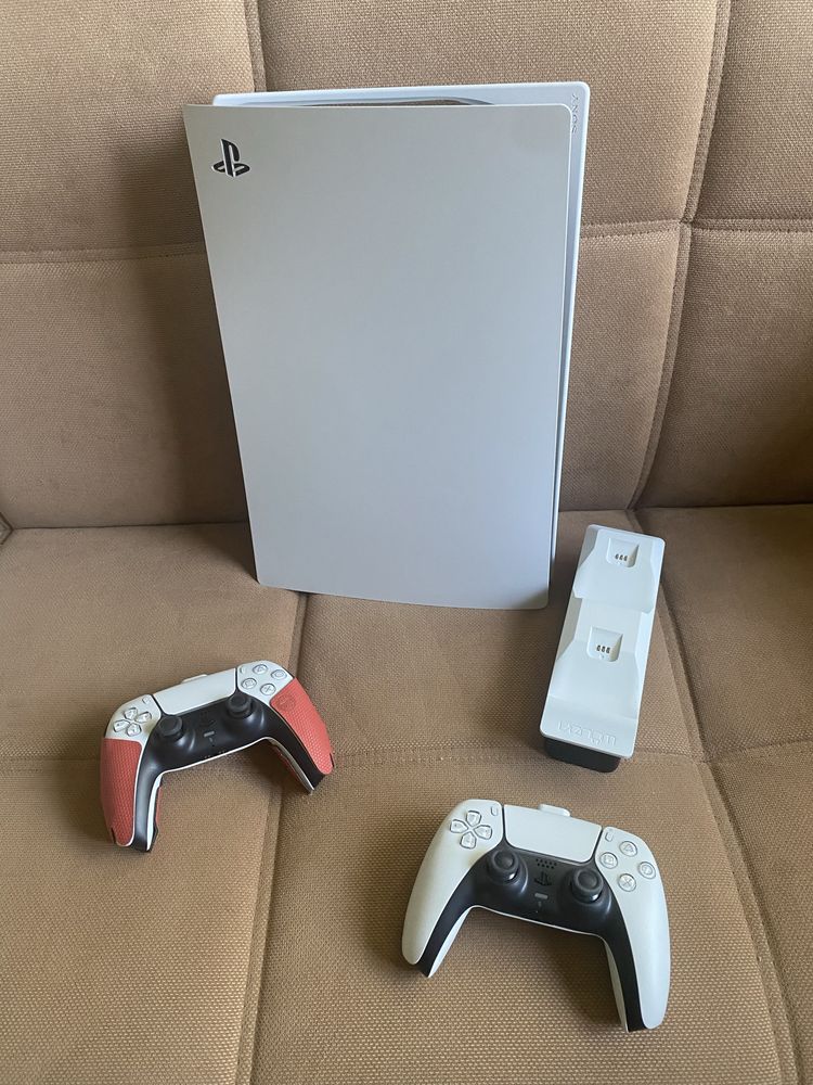 Playstation 5 Disk като Нов + Extras