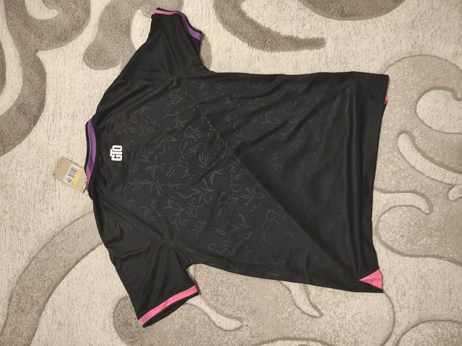 Tricou Nike x PSG mărime s negru ,nou