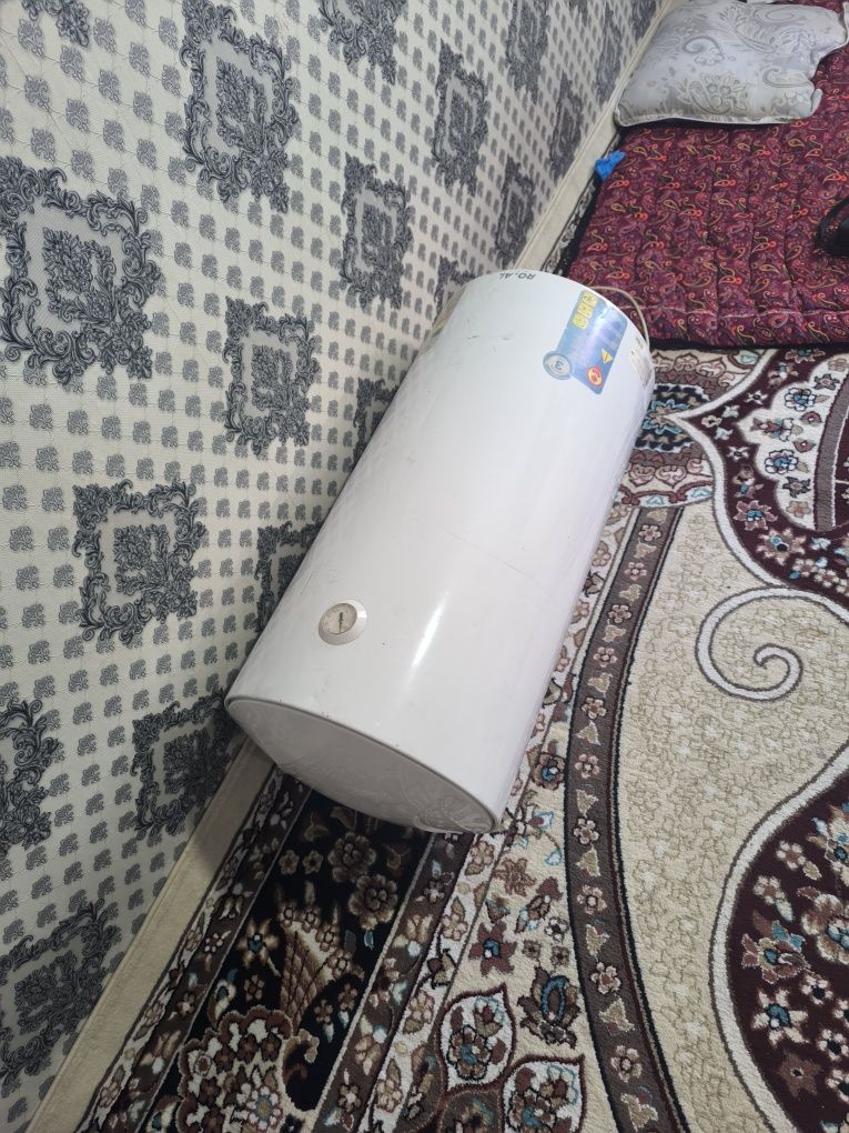 Срочно продаётся ariston royal 100 л рабочий б/у
