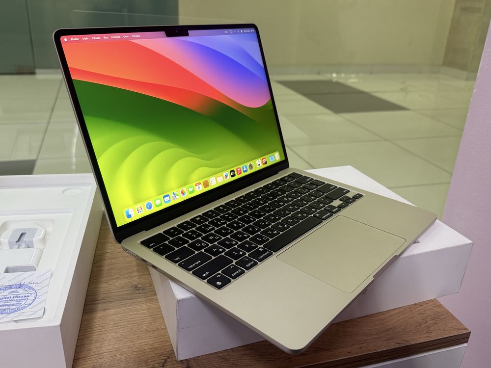 Чип М3 2024/MacBook Air 13 M3 2024 EAC/8GB RAM/SSD256GB/макбук Аир 13