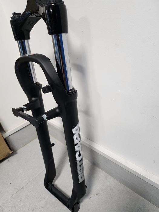 Furca cu suspensie RST Capa 27.5"