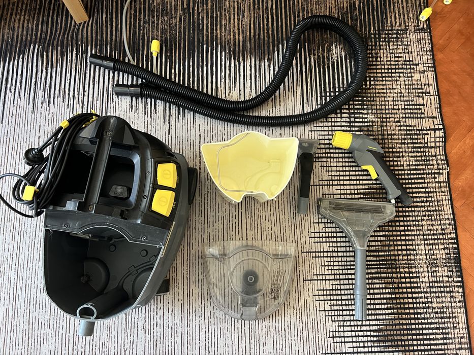 Продам Karcher Puzzi 8/1
