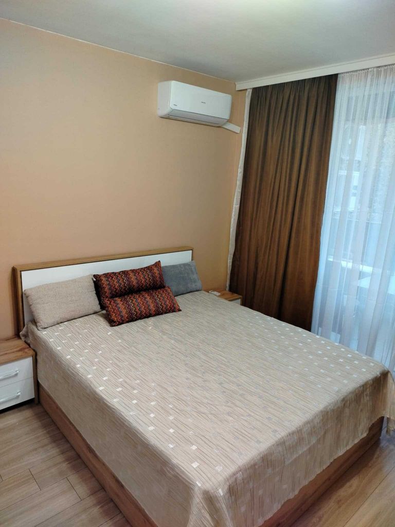 Дава се под наем Двустаен апартамент в Варна, Младост 1 - 65 кв.м за 408 € - Снимка #14