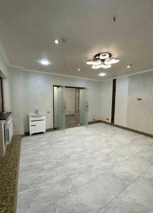 Продается офис Улица Нукус, Гламур 71м2