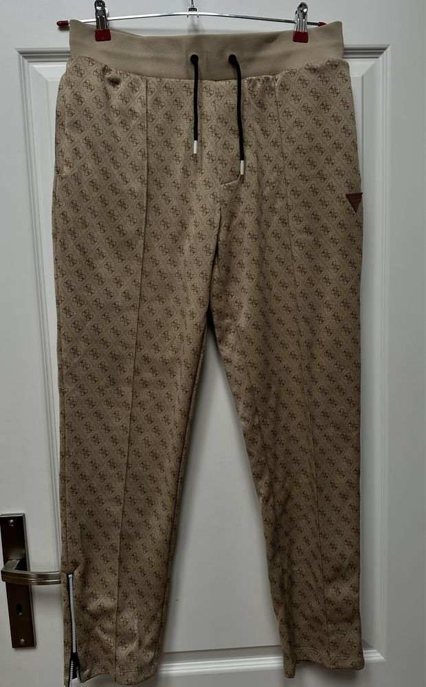 Pantaloni Guess Flared