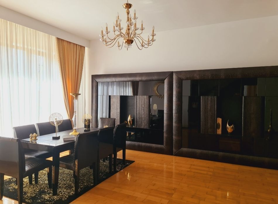 Închiriez casa in centru Târgoviște!