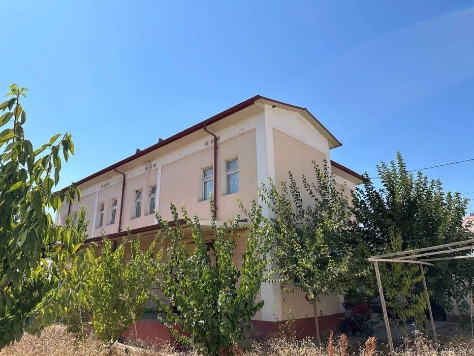 Kottej 4 sotix 4 xona