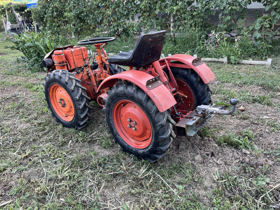 Tractoras Pasquali diesel articulat 4x4 cu freza si plug