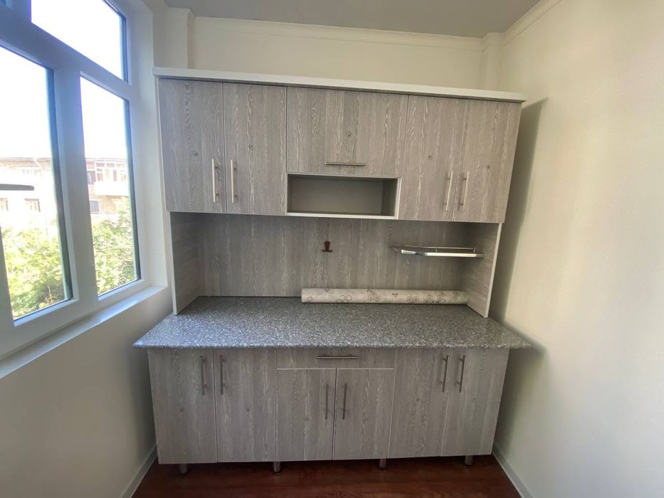 Срочно продается 1 ком.. пред.. 2 ком.. квартира Вокзал.