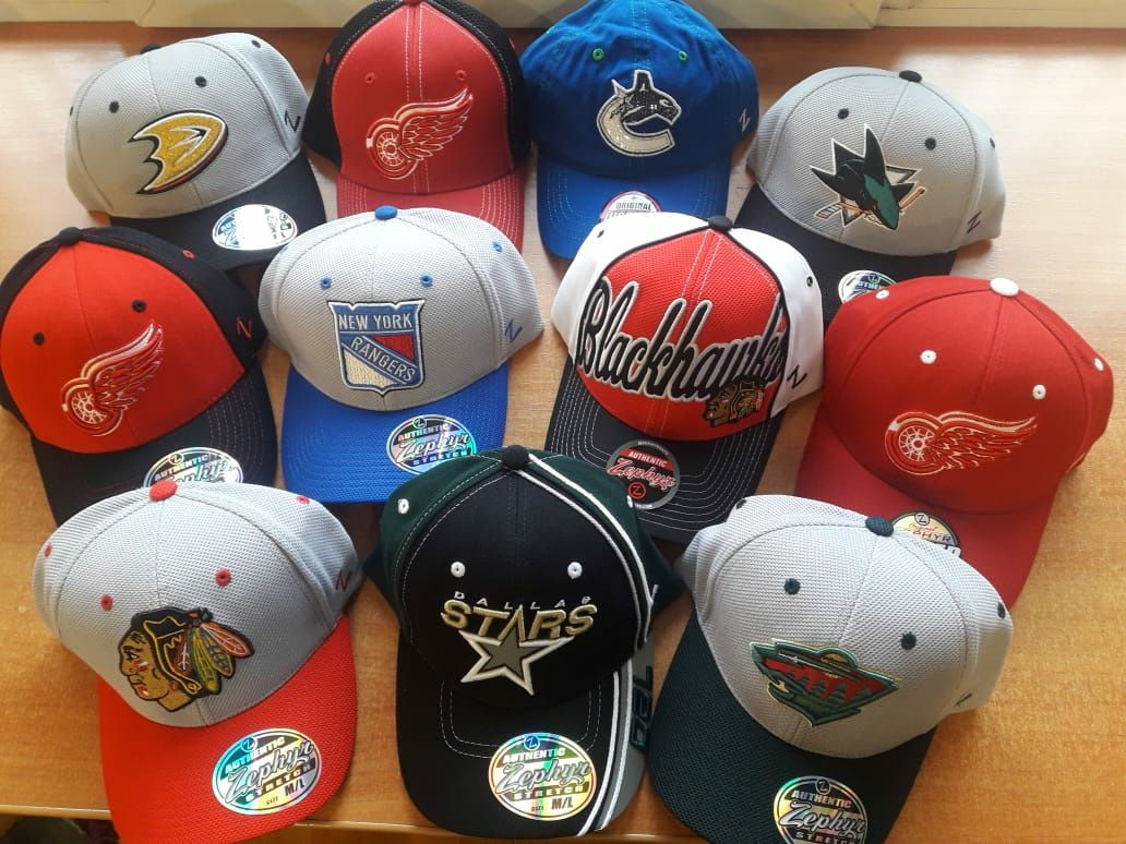 Оригинальные кепки фирмы ZEPHYR  с логотипами клубов NHL,из USA!