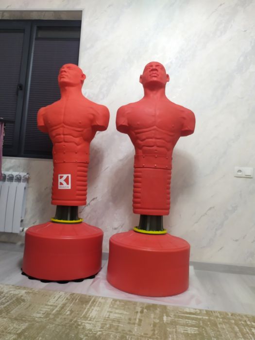 Продам манекен Герман, оригинал. 170 см. Состояние отличное.