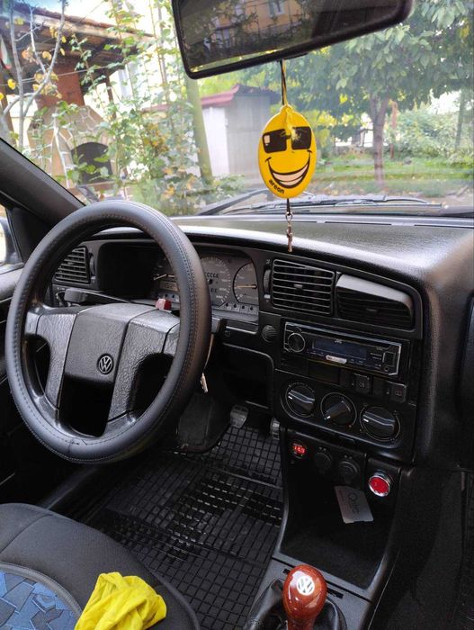 VW Passat 1.8 90hp