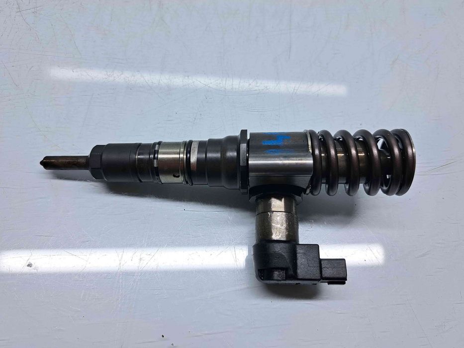 Injector Volkswagen Touran (1T1, 1T2) [Fabr 2003-2010] 03G130073T 2.0