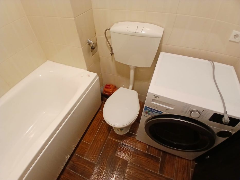 Închiriez apartament 2 camere în Militari Residence strada Tineretului