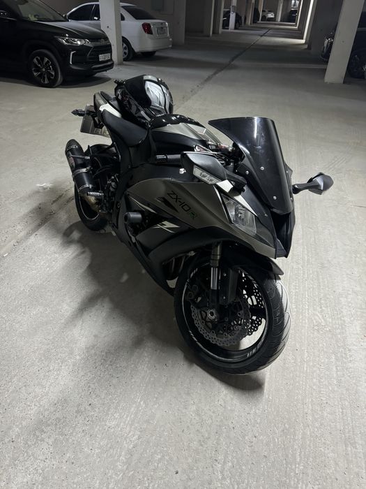 Kawasaki Ninja ZX10R