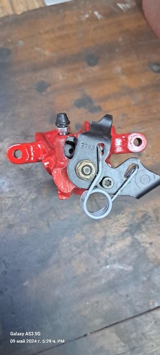 Спирачен апарат за A3,A4,Sharan