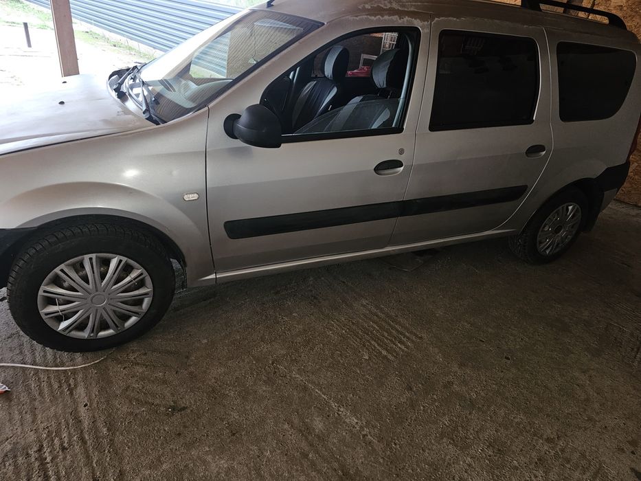 Vând logan mcv 7 locuri 1.5