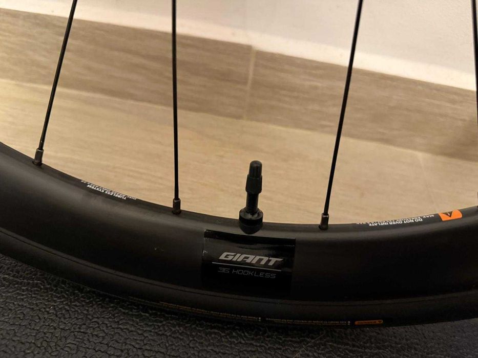 Vand Roti Carbon Giant SLR 2 36 VR 28"