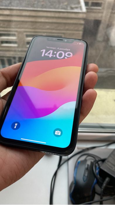Iphone Xr и 11 в корпусе Iphone 16