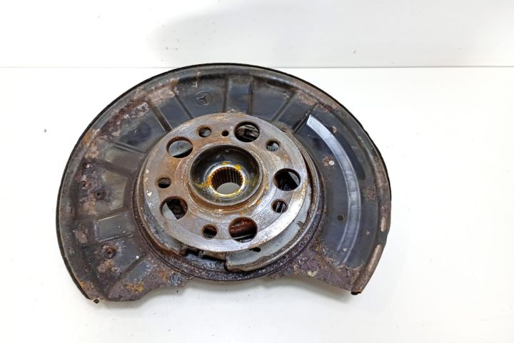 Fuzeta dreapta spate Mercedes-Benz C-Class W204/S204 seria