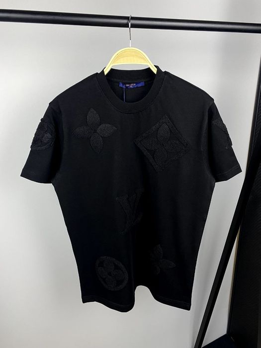 Мъжки тениски различни модели