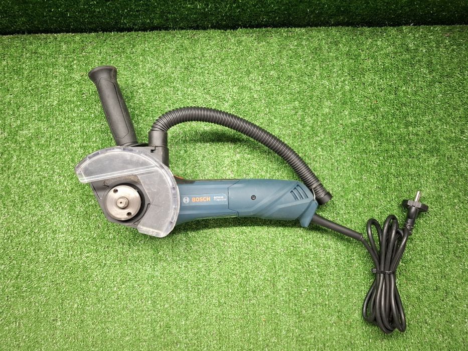 Ъглошлайф за плочки с прахоулавяне Bosch GCT - 115