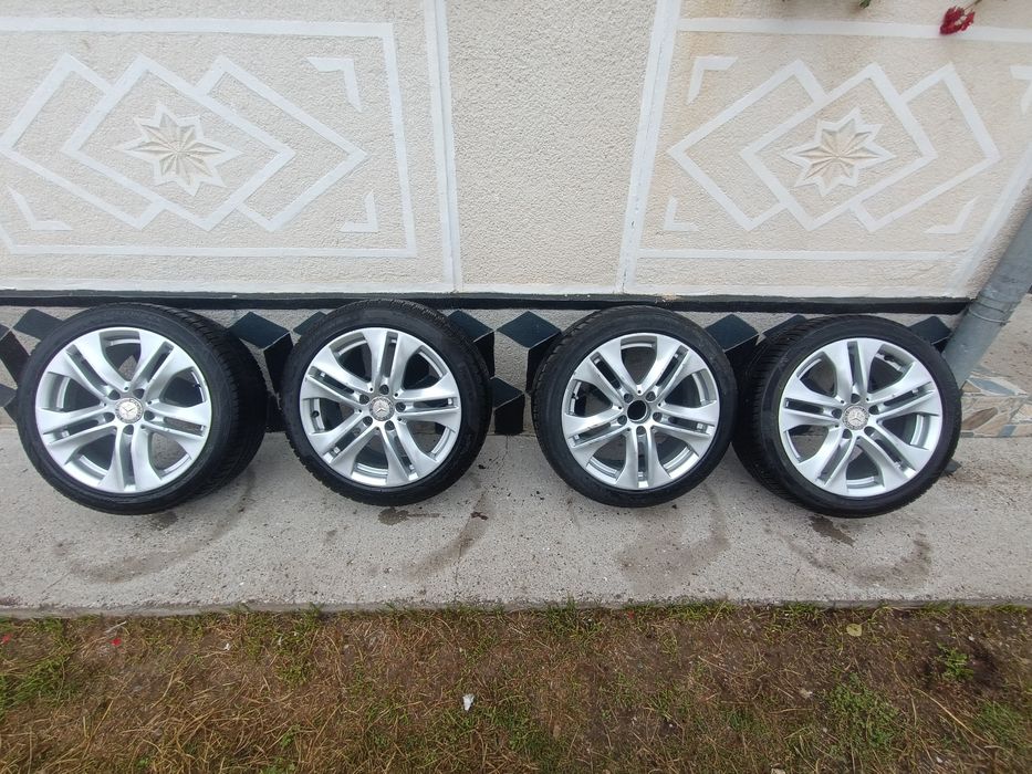 Vând jante+ cauciucuri iarnă Mercedes benz