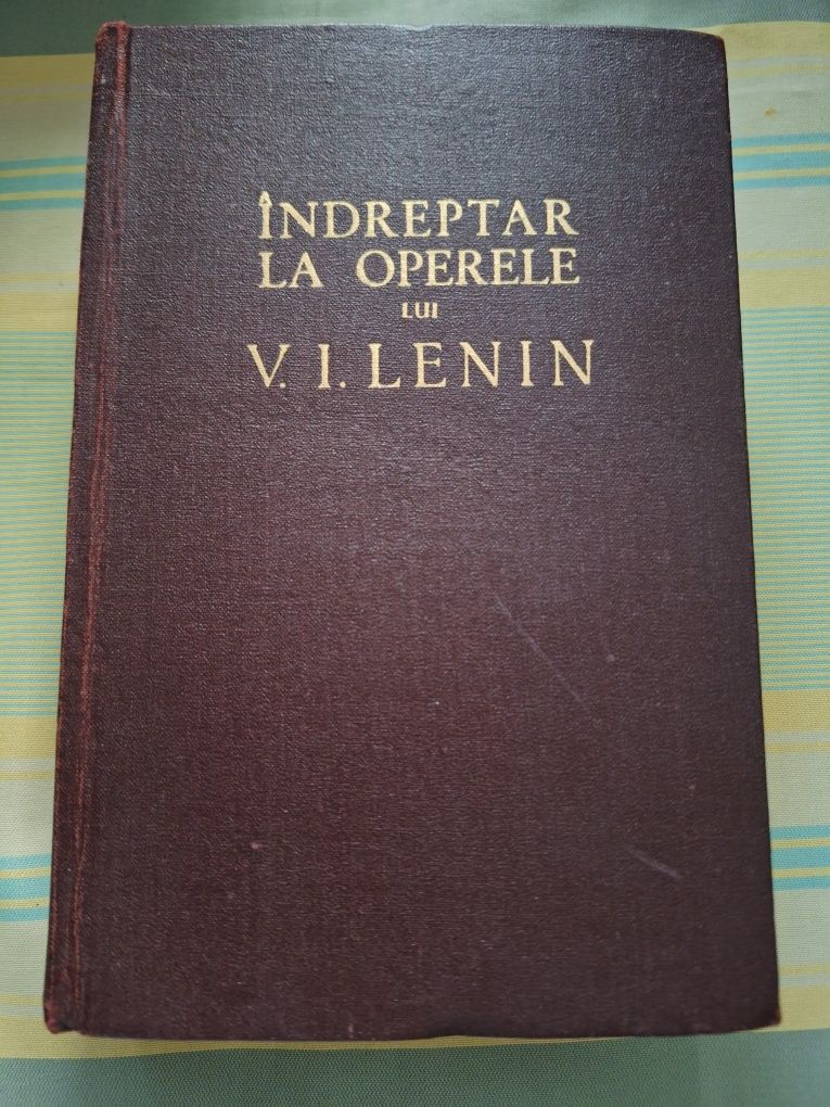 Vand la preturi modice COLECTIONARILOR de carti, si vederi  vechi