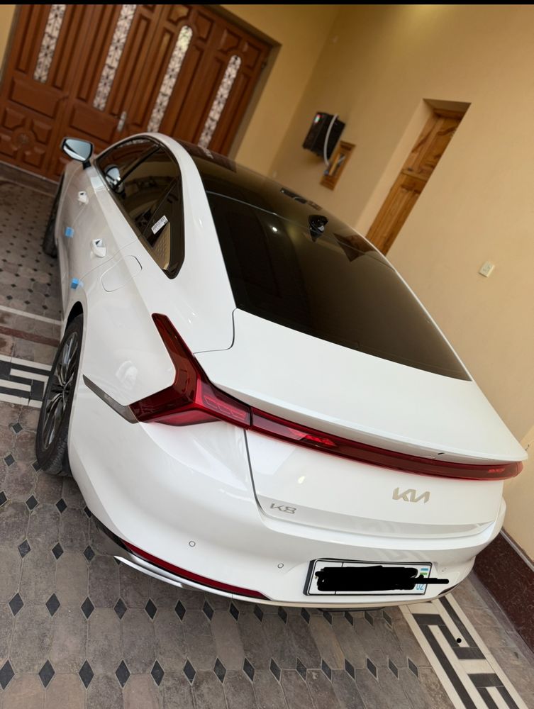 Kia K8 в отличном состоянии