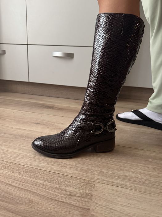 Ботуши естествен лак