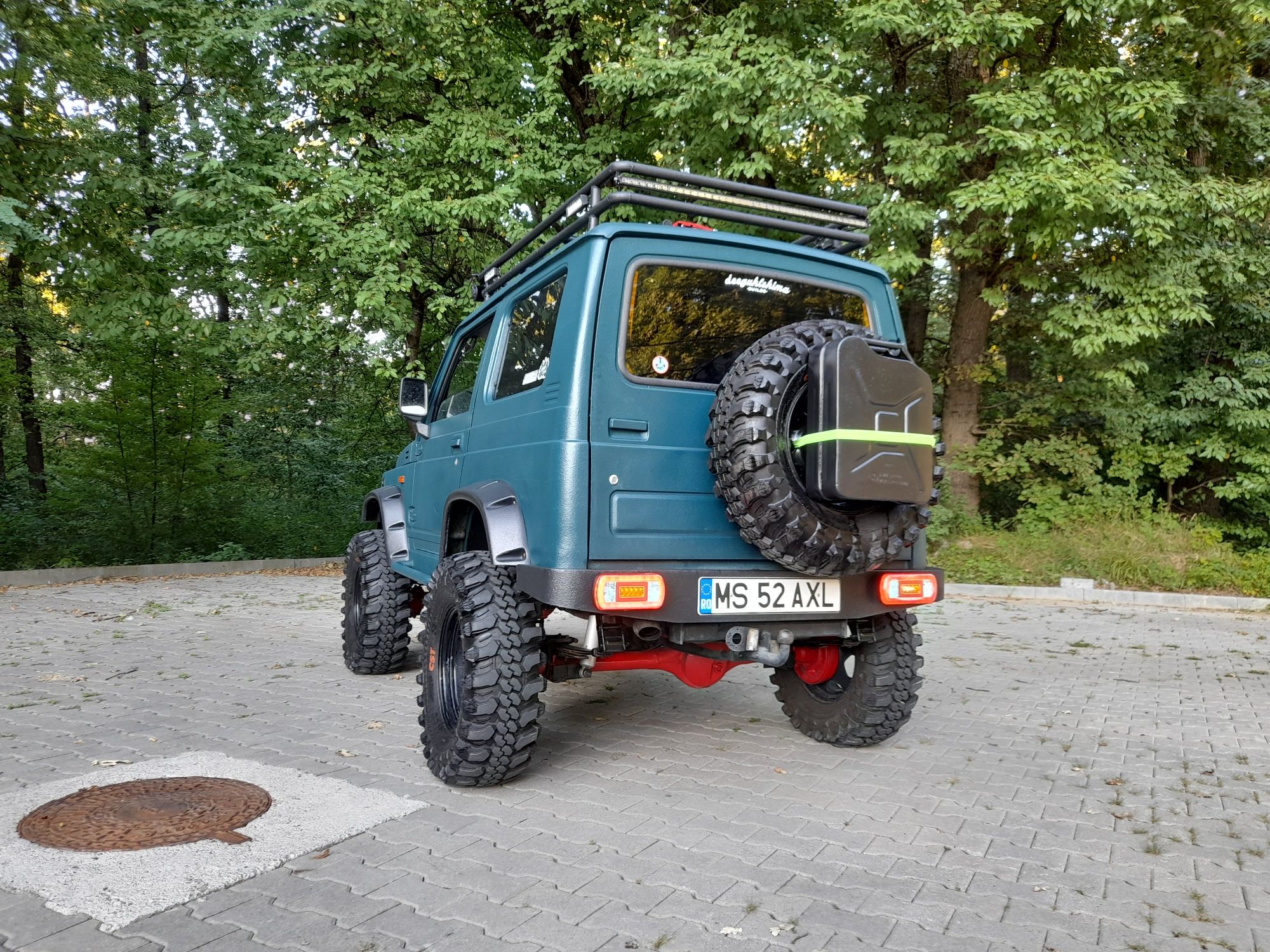 Suzuki samurai 1.3i